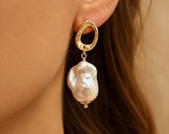 Baroque pearl earrings, Statement pearl drop earrings, Bridal jewelry, Wedding earrings, Gift for Mom