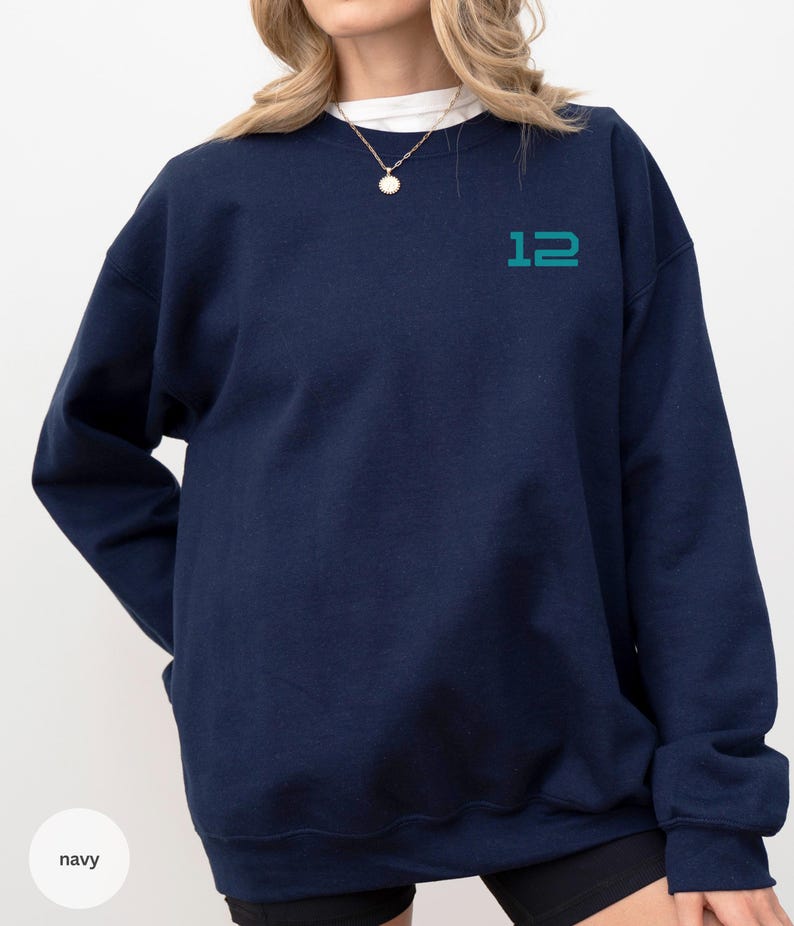 Felpa Kimi Antonelli Formula 1, girocollo Formula Uno, team di corse F1, regalo merchandising Antonelli 12, regalo campione del mondo, regali con maglietta da corsa immagine 2