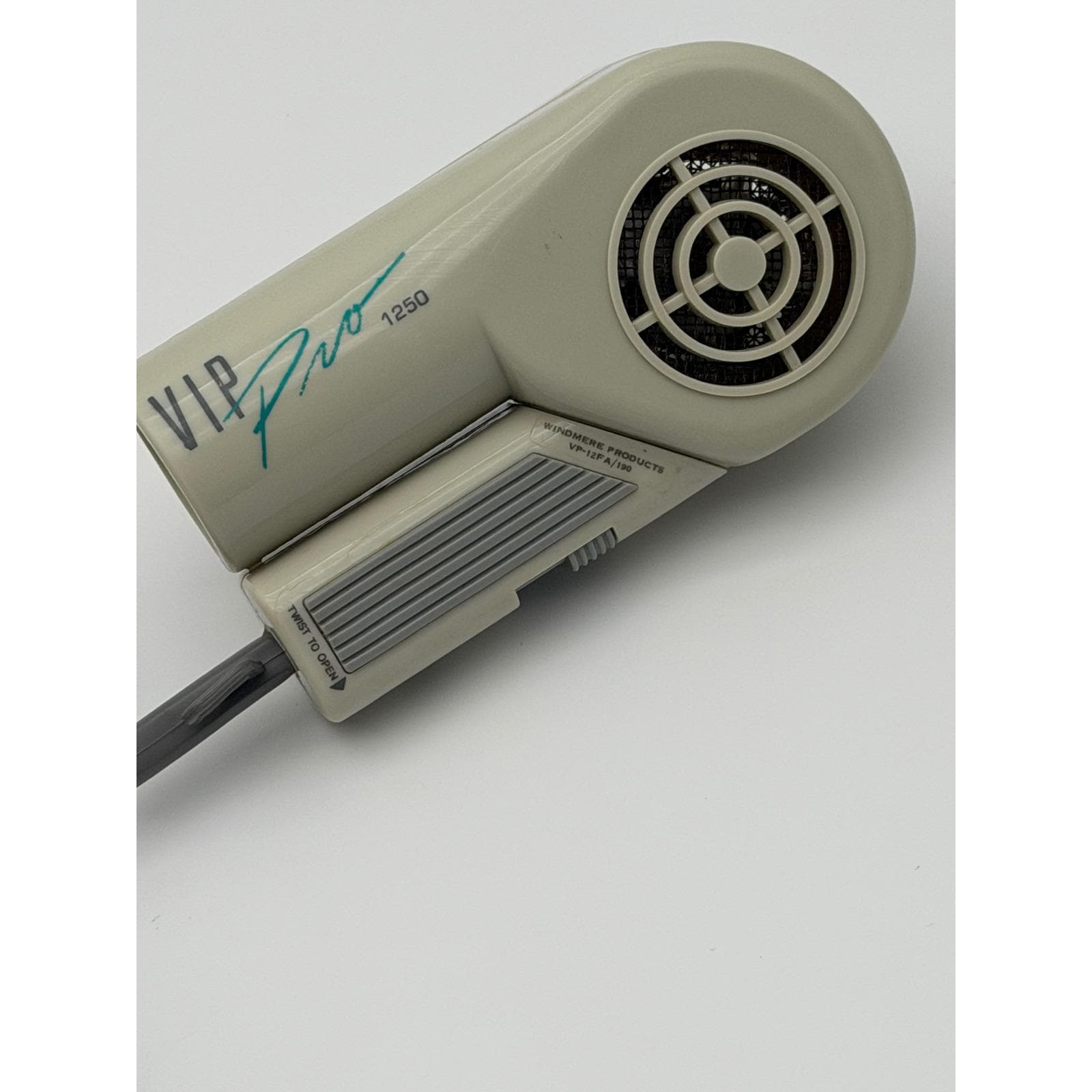 VTG Windmere THE BOSS 1250 Hair Dryer & Curl Master Mini Diffuser Works Great Vintage Windmere the Boss 1250 Hair Dryer Blowdryer - Etsy main image 3