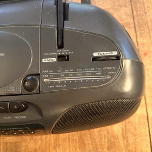 Magnavox AZ8006 GY01 Boombox CD Radio Cassette Recorder Player RETRO ...