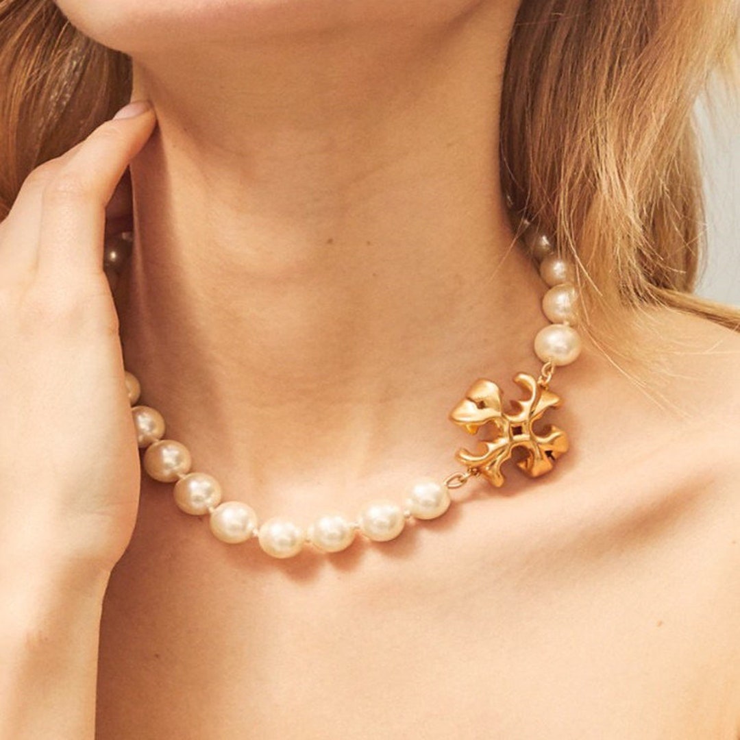 アクセサリー King Logo Perl Necklace King Logo Perl Necklace – YZ