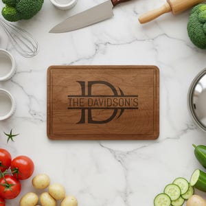 Personalized Acacia Wood Charcuterie Board: Engraved Kitchen Gift