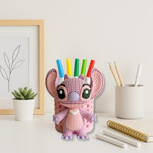 Angel Stitch Pen Holder knitted style Stitch pencil cup Cute Disney Inspired Desk Organizer for Lilo & Stitch Fan Gift creative desk decor