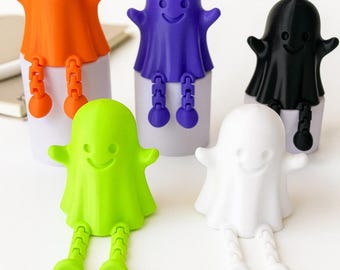 Halloween Ghost Buddy Cute Articulated 3D Printed Ghost Figurine for Spooky Desk Decor Ghost gift for Trick or Treat Non candy Gifts