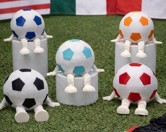 Articulated Soccer Ball Desk Toy with Legs, 3D Printed Football Decor, Soccer Lover Gift, World Cup 2026 Desk Decor