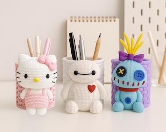 Knitted Pen Holder Custom Desk Organizer Knitted gift Pencil Holder for Office Home Unique personalized Gift for creatives and professionals
