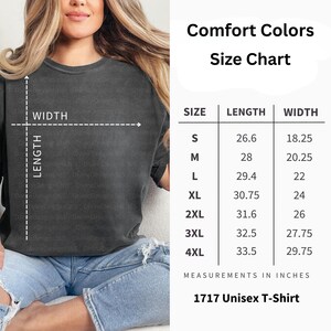 Raised on country music tshirt, Comfort Colors tee, country western tshirt, nashville country music tee, country music lover, farm girl tee Bild 7