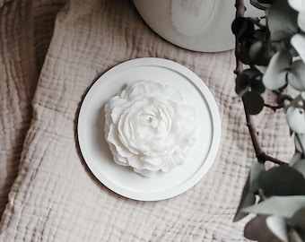 Bougie décorative pivoine .