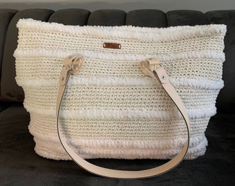 Hand-knit large winter bag