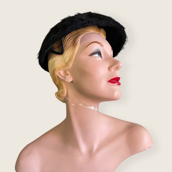 1950s Hat | Charming 50s Furry Hat - image 7