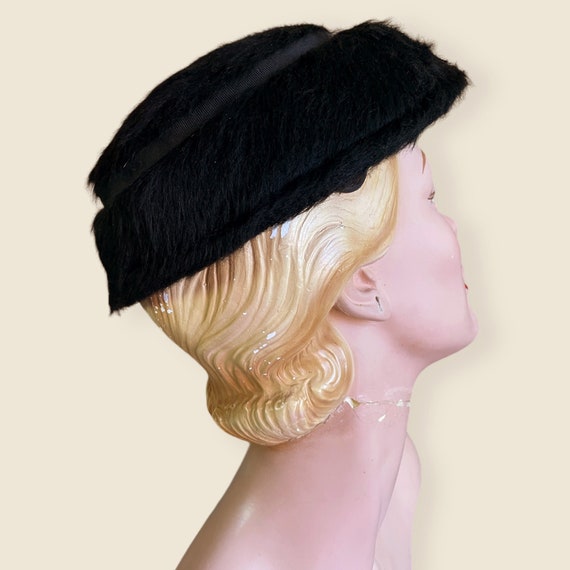 1950s Hat | Charming 50s Furry Hat - image 2