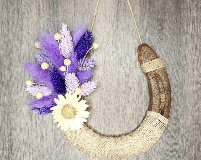HOMBRE hand decorated worn horseshoe