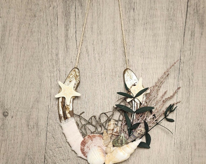 BEACH DAY! Hand decorated used horseshoe with seashells and old fishing net