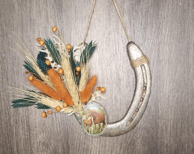 HORSE PLAY decorative worn horseshoe