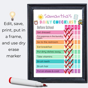 Puede incluir: Un checklist diario enmarcado titulado "Samantha's Daily Checklist" con tareas como "Vestirse" y "Desayunar". Incluye un rotulador de borrado en seco e instrucciones para editar, guardar, imprimir, enmarcar y usar un rotulador de borrado en seco.