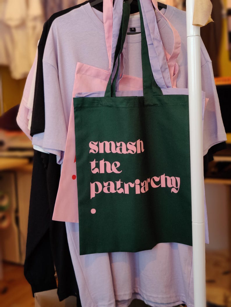 Bolso tote "Aplasta el patriarcado", bolso retro vintage de yute de algodón orgánico de comercio justo, feminismo antifascista, patriarcado unisex de izquierda Flaschengrün