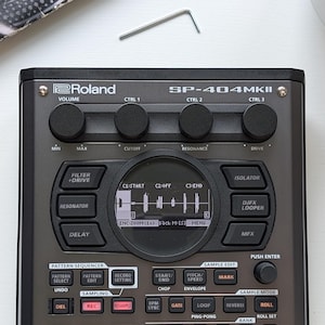 Komplet 4 metalowych pokręteł do SP 404MK2 / MPC Live 1 i 2 / One / X / FORCE / KEY37 / KEY61 z aluminiowym uchwytem i pokrętłem danych