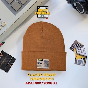 MPC 2000XL mössa broderad KLASSISK AKAI vintermössa, för beatmakers julklapp födelsedagspresent beatmaking mpc 2000 boom bap hiphop