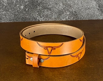 Cintura da uomo in vera pelle pieno fiore occidentale cintura in rilievo senza fibbia Cintura da cowboy occidentale personalizzata fatta a mano 1 1/2" Rodeo Snap-On