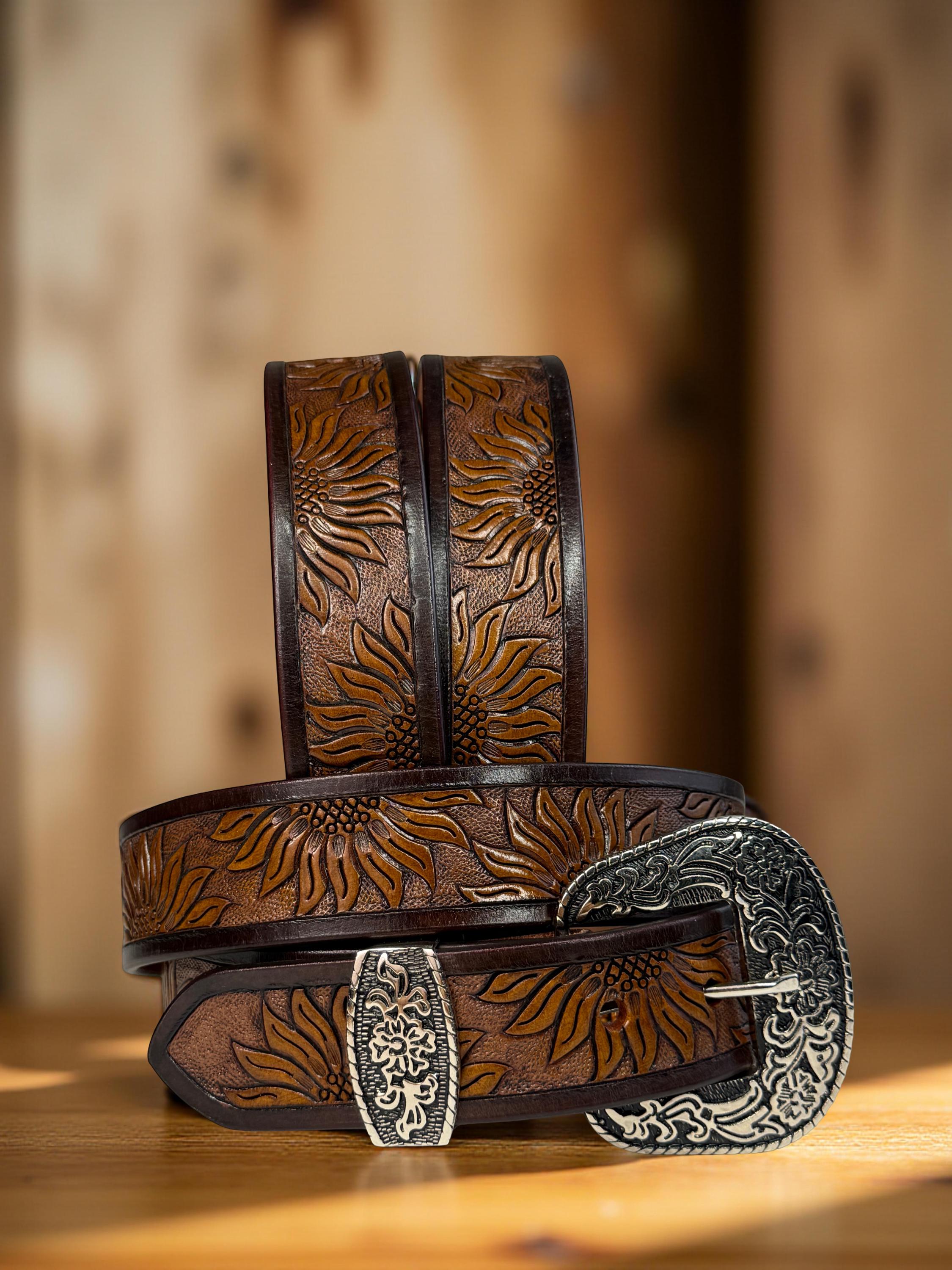 Tooled Western Sunflower Carved Leather Belt 100% Genuine  display picture 3