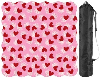 Scalloped Mahjong Mat Fluttering Love Hearts Pattern Red Pink Cream