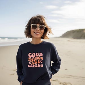 Good Vibes Graphic Sweatshirt, Feminine Retro Sweatshirt, Stylish Soft Cotton Sweatshirt, Gildan Sweatshirt