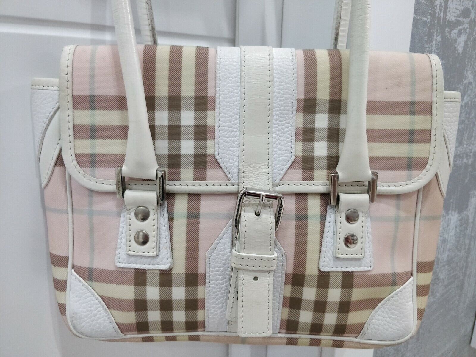 Burberry handbags pink hotsell