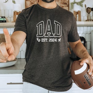 New Dad T Shirt Dad EST Year T Shirt Personalized Dad Shirt Custom Dad Shirt Pregnancy Announcement for Dad Gift for Dad Father&#39;s Day Shirt