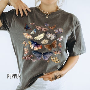 Vintage Butterfly Moth Shirt Cottagecore Aesthetic Shirt Butterflies Cottagecore Shirt Aesthetic Tshirt Boho T-Shirt Vintage Moth T Shirt