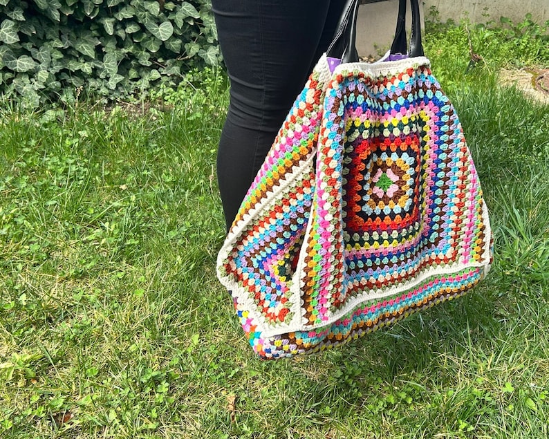 Gift for Mom,Stylish Large Crochet Tote Bag for Weekend Adventures,Large Knit Bag,Large Crochet Tote Bag,Weekend Knitting Bag,Gift for Mom image 3