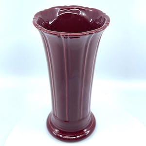 Vintage Fiesta Vase Cinnabar Small 8&quot;, Retired Fiestaware Homer Laughlin,Classic Deep Red Ceramic, Retro Pottery Home Decor,Collectible Gift