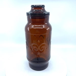 Vintage Borden Brown Scroll Fleur de Lis Glass Apothecary Jar With Stopper, Elegant Dark Honey Amber MCM Home Decor, Lidded Decanter Storage