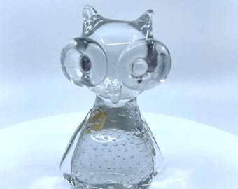 Vintage Clear Crystal Glass Owl Figurine, Controlled Bubbles Owl Figure, Mid Century Collectible Art Glass, Retro Handmade Paperweight Gift
