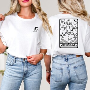 Nachtuil, tarotkaart, middagsterren, t-shirt met print op de voorkant en achterkant