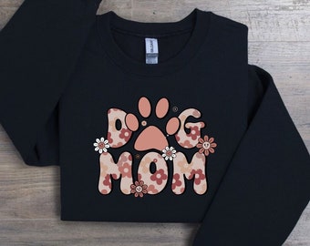 Dog Mom Shirt. Floral Dog Mom T-Shirt. Personalized Dog Mom T-shirt. Trendy t-shirt.