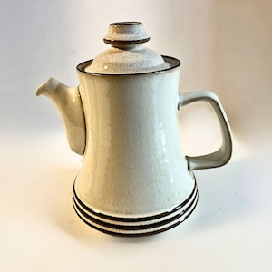 Denby Sahara-koffiepot | Vintage theepot van Engels steengoed, bruine rand, lichtbruin centrum