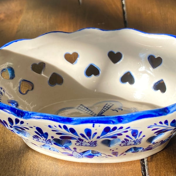 Vintage Heart Cut-Out Delft Bowl