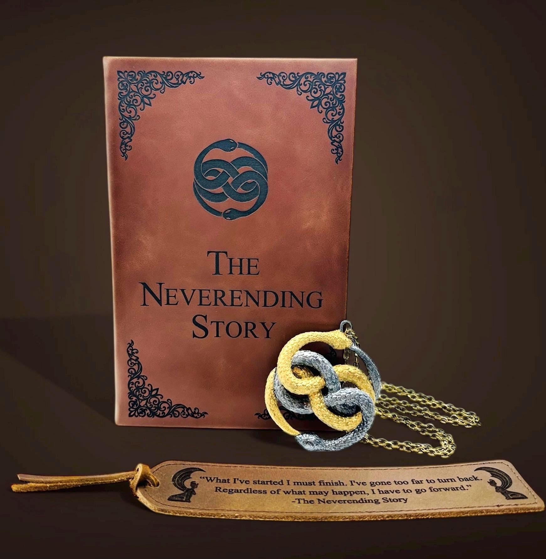 海外 送料込み 　ネバーエンディングストーリー　本　小道具 希少 The never ending story book - Etsy 日本