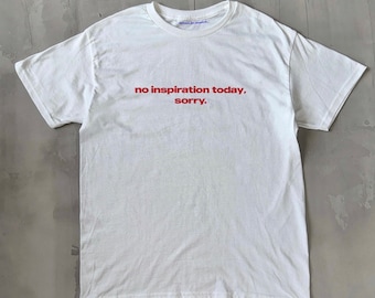 今日はインスピレーションなし。ごめんなさい。クラシックなユニセックスヘビーコットンTシャツ。象徴的なスローガン、90年代の美的ヴィンテージTシャツのトレンドプリント。
