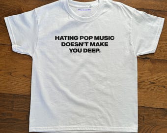 Addison Rae Baby Tee: 'Hating Pop Music' Slogan Crop Top