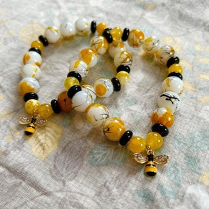 Beaded Bee Charm Bracelet