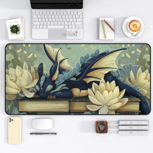 Magische Drachen Schreibtischmatte, Fantasy Decor für Gamer, Süße Schreibtischunterlage, Geschenk für Drachen Liebhaber, Cottagecore, Bücherwurm Schreibtischmatte, Fantasy Maus Pad