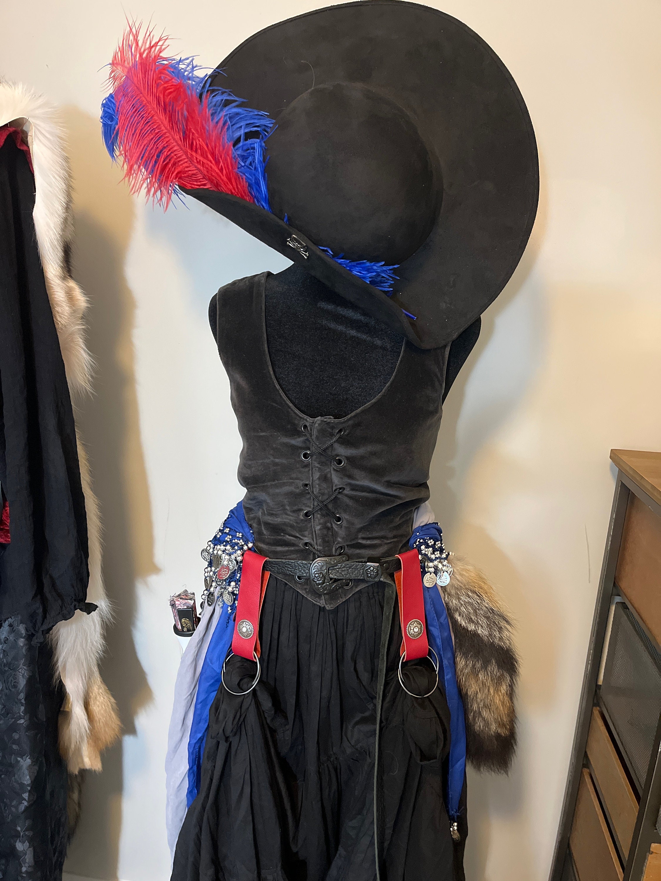 Mittelalterliche Lederrock-Hikes – 2 Stück, Kunstleder, Für LARP & Cosplay (Wikinger, Renaissance)