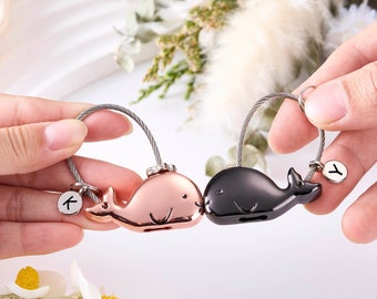 Personalised 2 Pcs Matching Couple Keyring,Personalized Whale Couples Keychain,His and Her keychains,Engraved Keychain,Husband Gift idea