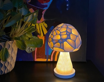 Mushroom Table Lamp / 3D printed