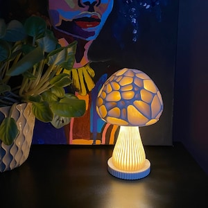 Lampada da tavolo a fungo / stampata in 3D