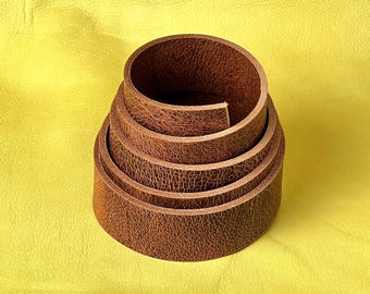 Cinturón de cuero de búfalo grueso color canela, 3,5-4,0 mm, 9-10 oz, correa de cuero, acabado muy desgastado.