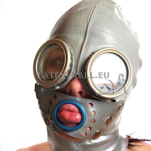 LATEX MASK