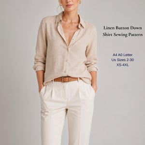 Könnte beinhalten: Ein beiges Leinenhemd mit Knopfleiste, langen Ärmeln und Kragen, kombiniert mit einer hellen Hose und einem braunen Ledergürtel. Der Text lautet: Linen Button Down Shirt Sewing Pattern, A4 A0 Letter, Us Sizes 2-30, XS-4XL.