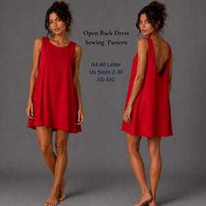 Op de afbeelding: Een rode mouwloze jurk met een ronde halslijn en een open rugontwerp. De tekst luidt: Open Back Dress Sewing Pattern, A4 A0 Letter, US Sizes 2-30, XS-4XL. De jurk wordt getoond in voor- en achteraanzicht tegen een effen achtergrond.